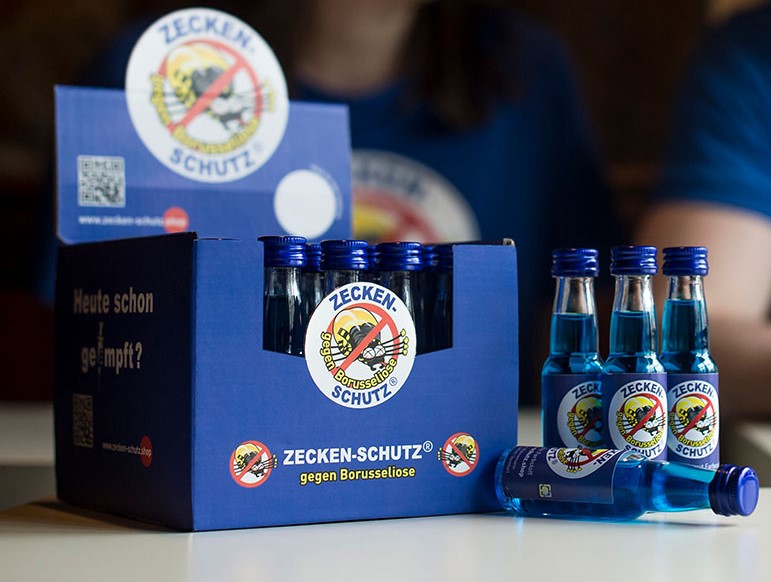 Schalke-Schnaps 25er Impf-Box "Zeckenschutz gegen Borusseliose"